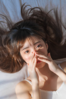 满了溢出来了